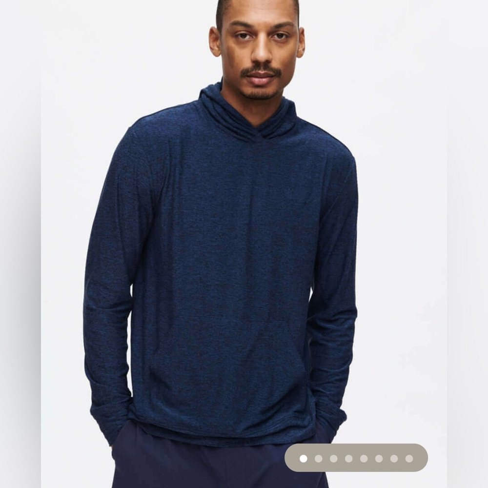 Outdoor Voices Cloudknit Hoodie in Navy Blue‎ Size L Gorpcore Hiking Camping